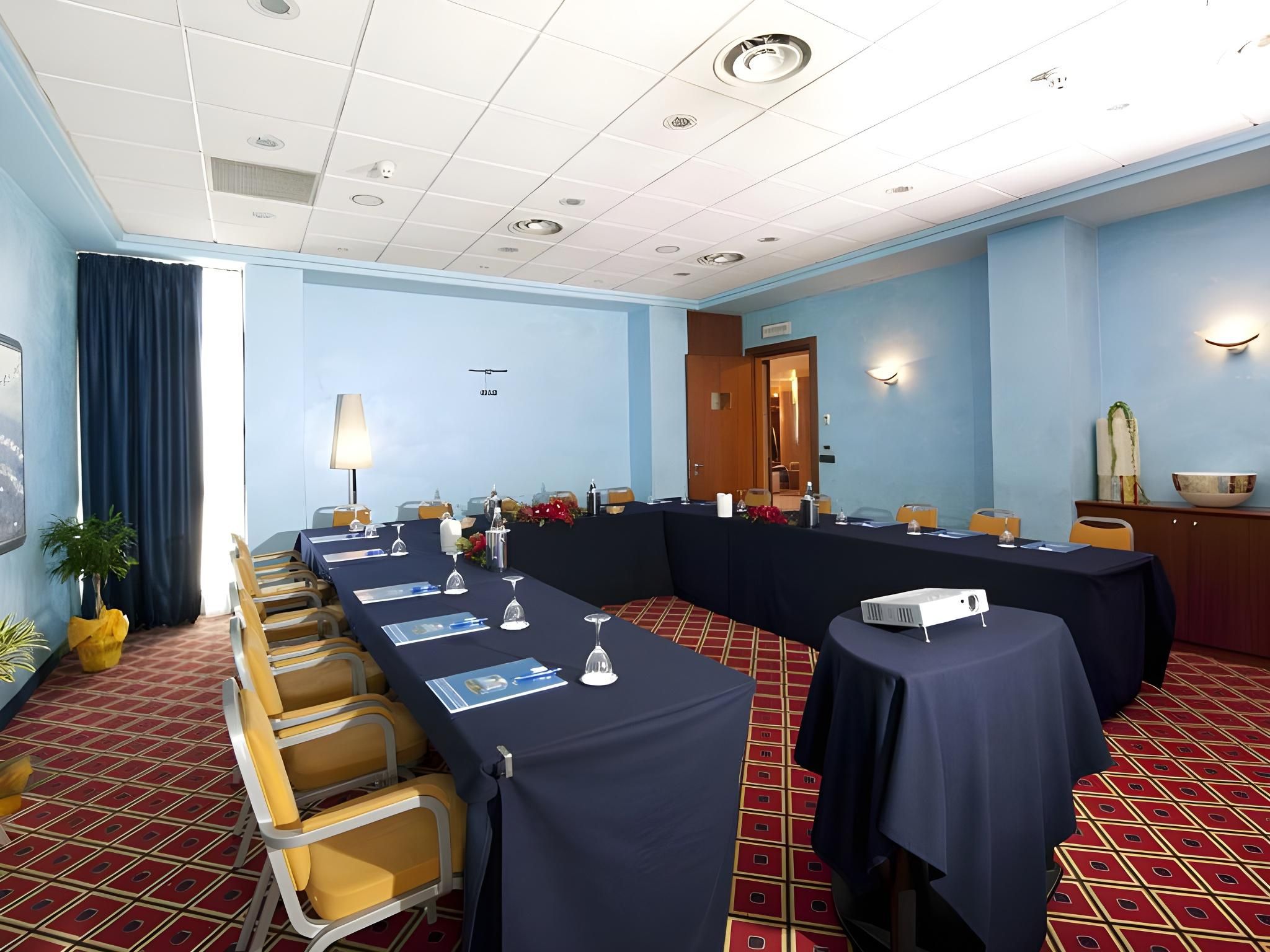meeting room / ballrooms