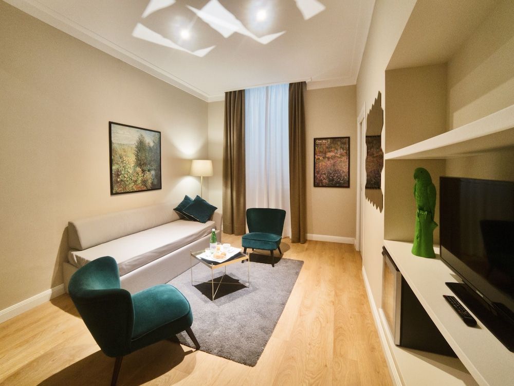 Hotel Touring Wellness & Beauty Executive Family Room 5