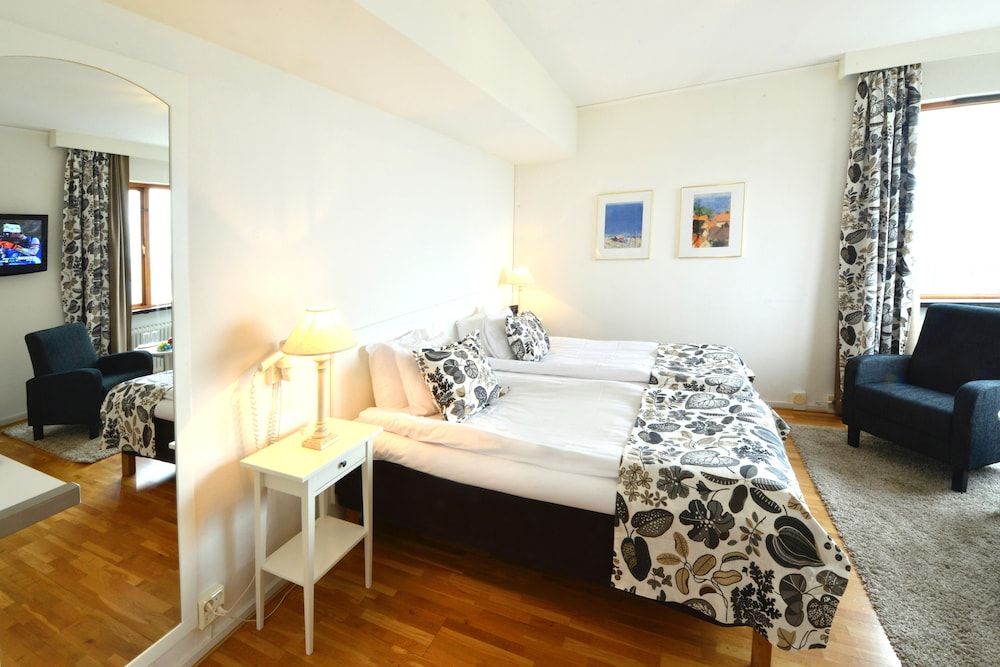 Superior Room, 2 Twin Beds, Non Smoking, Sea View