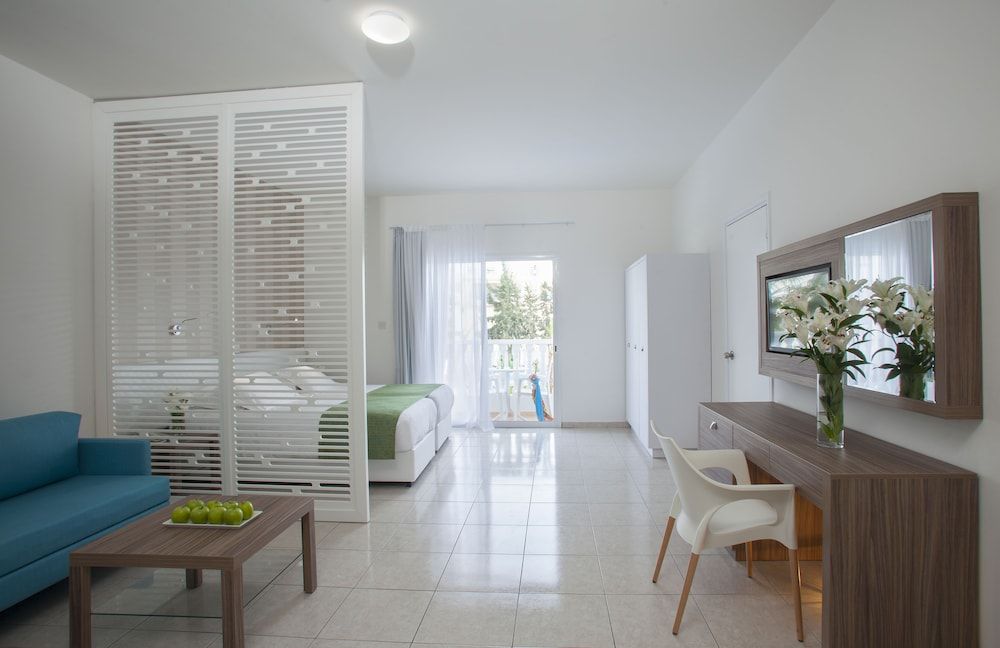 undefined Princessa Vera Hotel Apartments 6