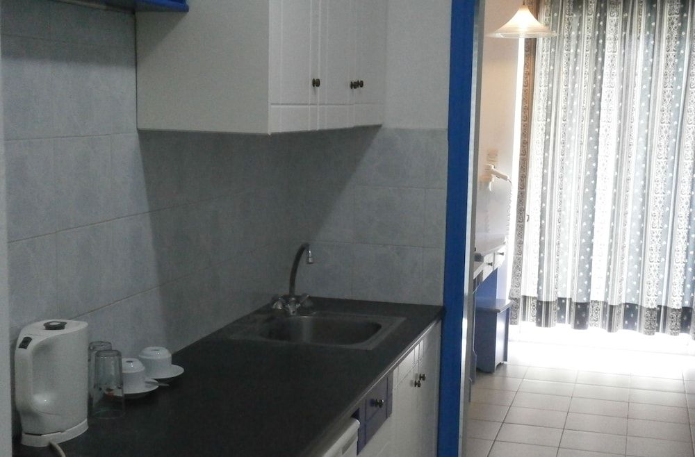 Family Room, 1 Bedroom