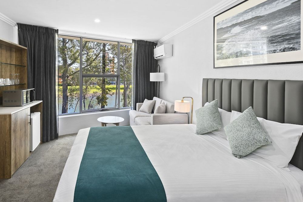 Palm Court Motor Inn