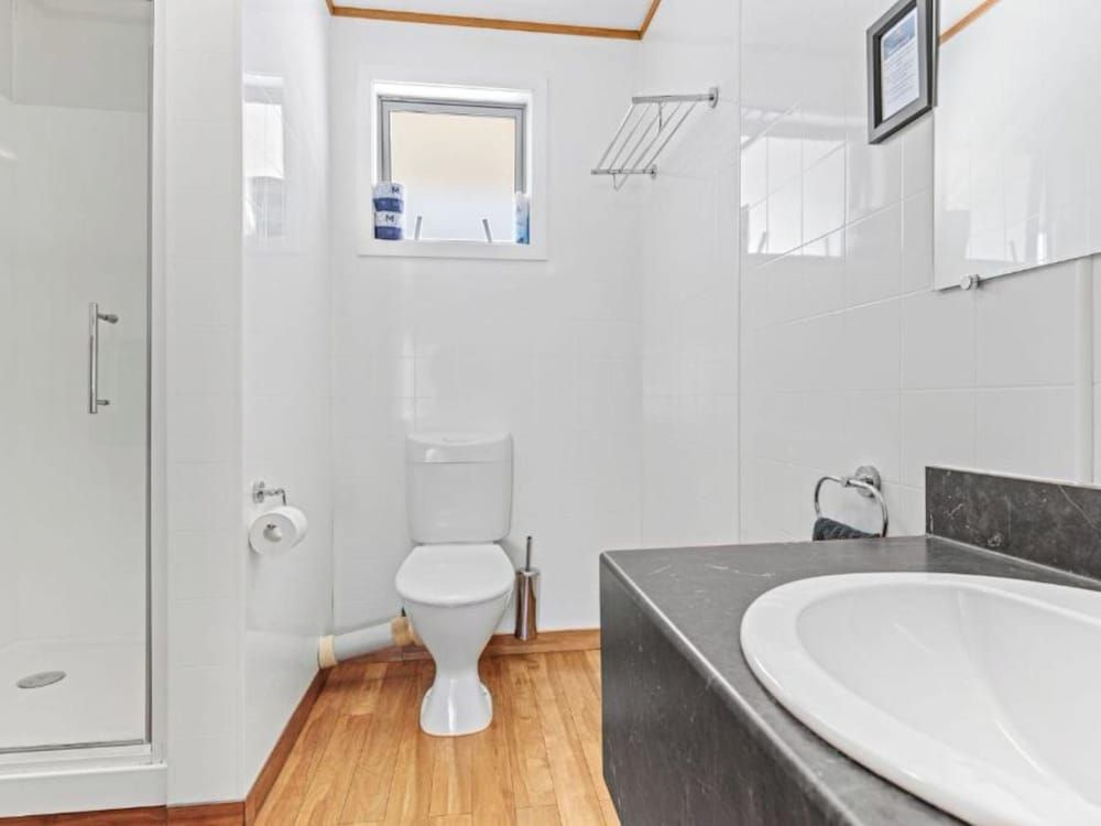 ASURE Brookvale Motel Large Studio 7