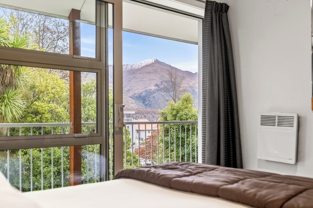 ASURE Brookvale Motel Family 1 Bedroom Apartment 14