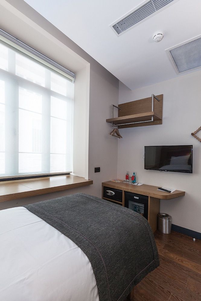 Bankerhan Hotel Economy Room, 1 Bedroom 2