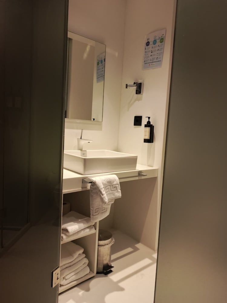 Bankerhan Hotel Economy Room, 1 Bedroom 10