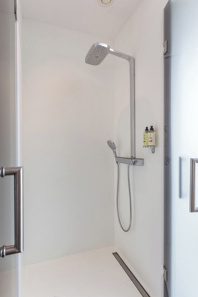 Bankerhan Hotel Economy Room, 1 Bedroom 9