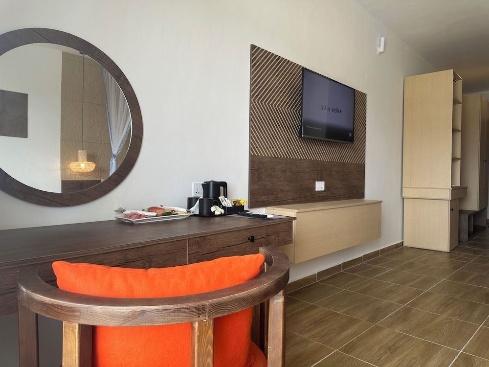 Reef & Beach Resort Ocean Front Room 3