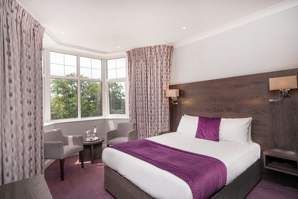 The Bromley Court Hotel Deluxe Garden Double Room