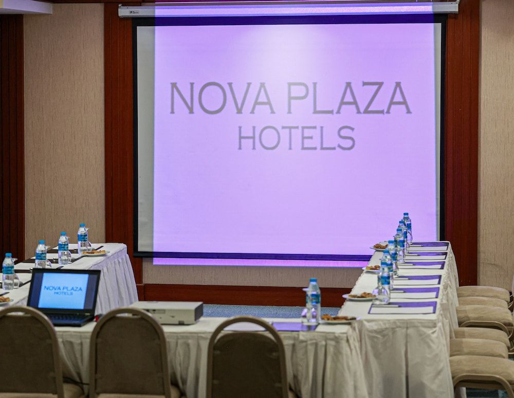undefined Nova Plaza Park Hotel 5