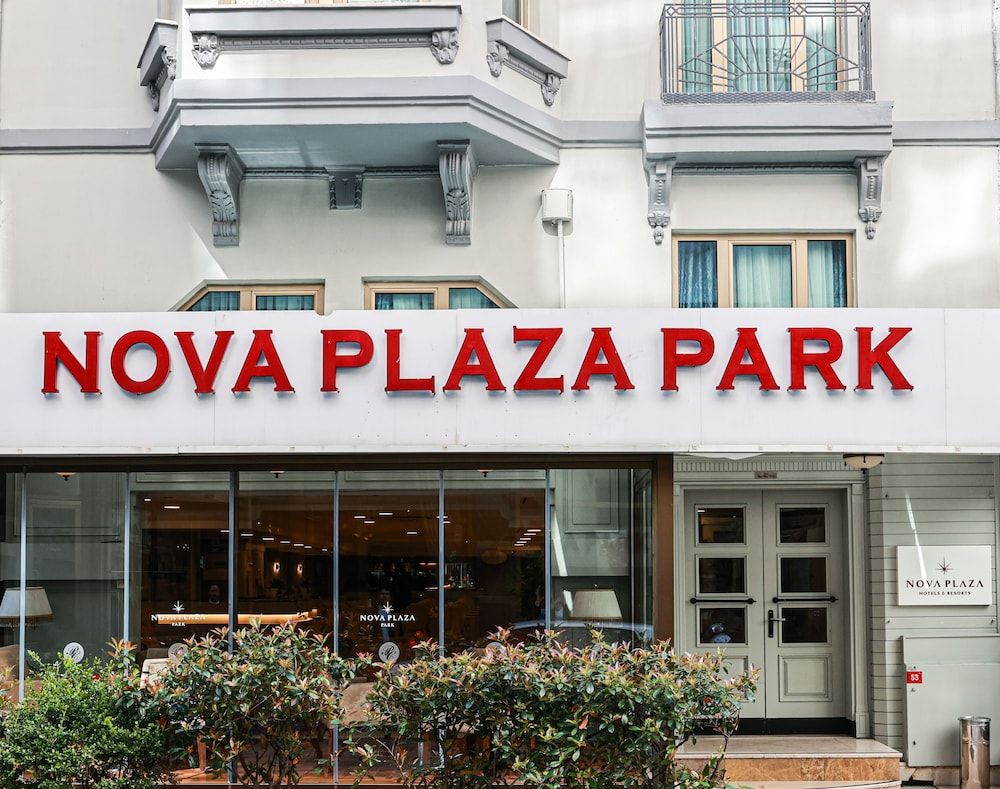 undefined Nova Plaza Park Hotel