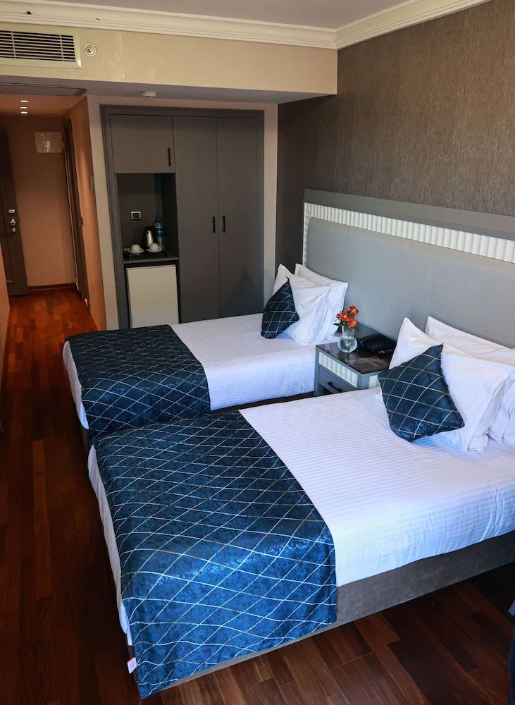 Nova Plaza Park Hotel Standard Twin Room 5