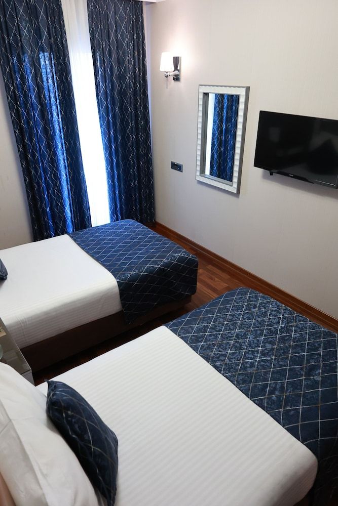 Nova Plaza Park Hotel Standard Twin Room 4