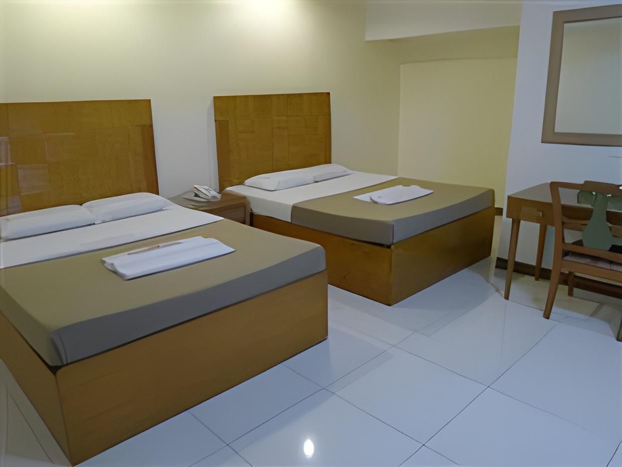 Executive Family Room