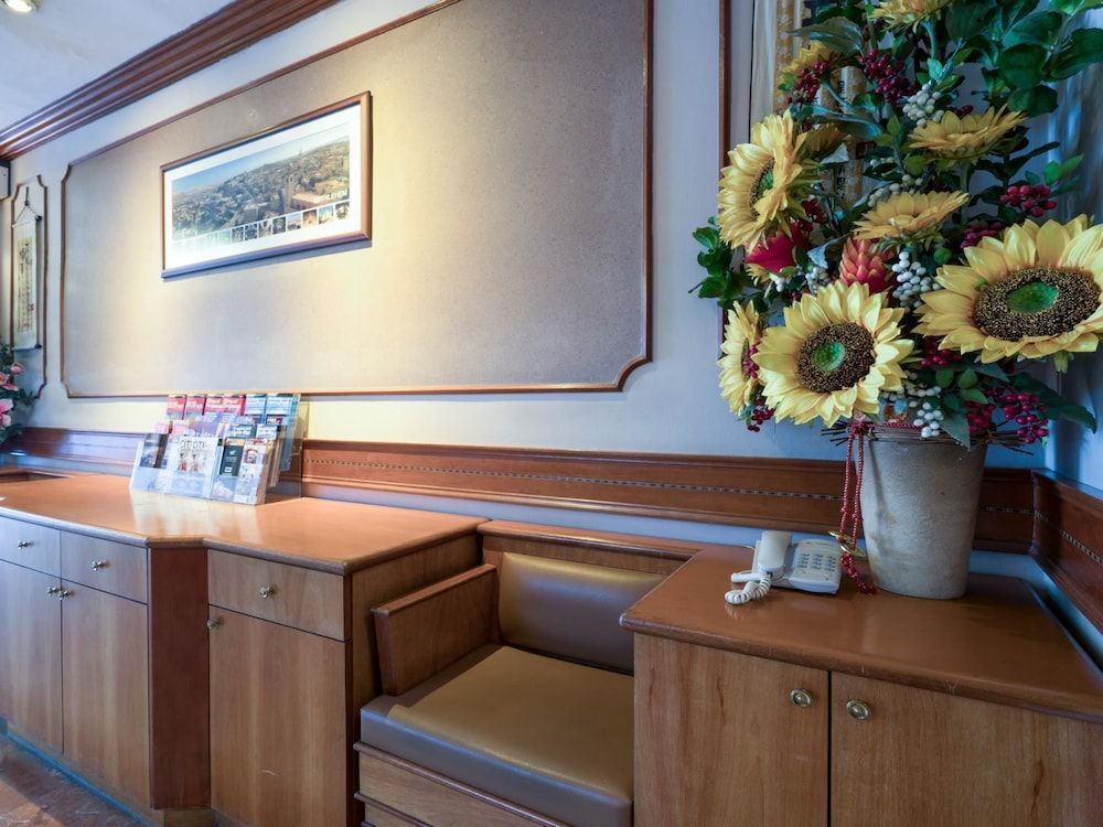 undefined Four Chain View Hotel 9