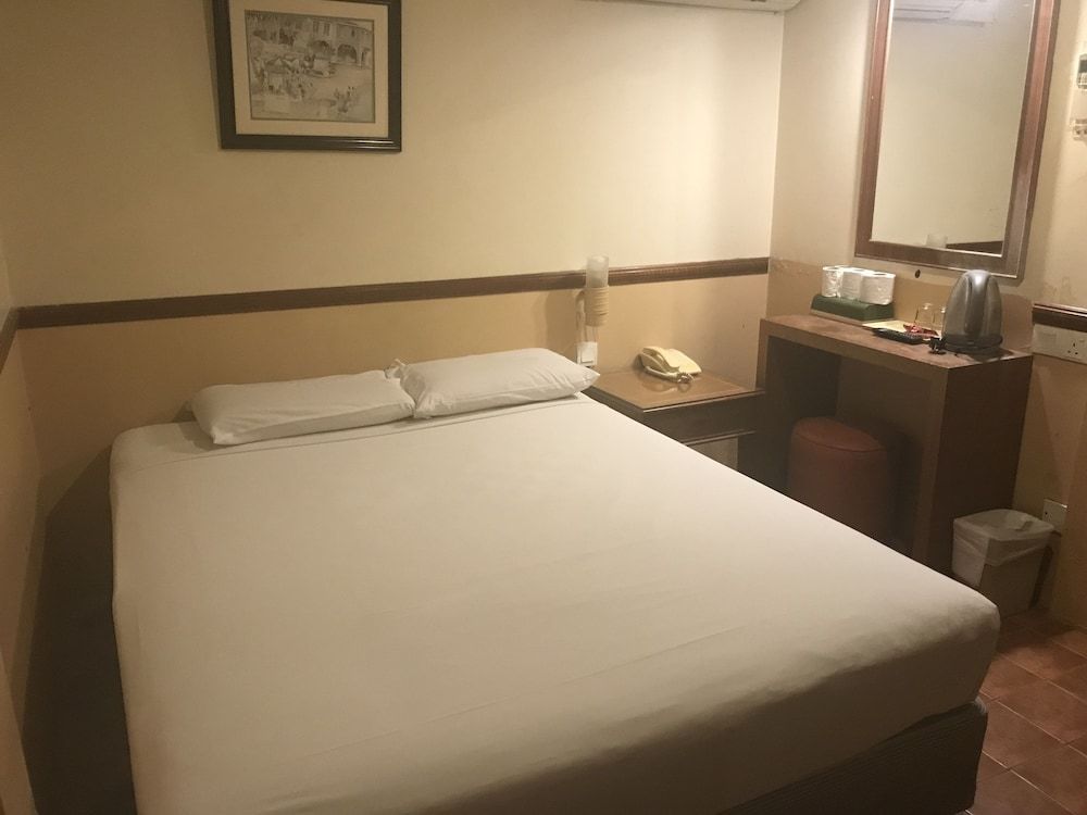 undefined Four Chain View Hotel 5