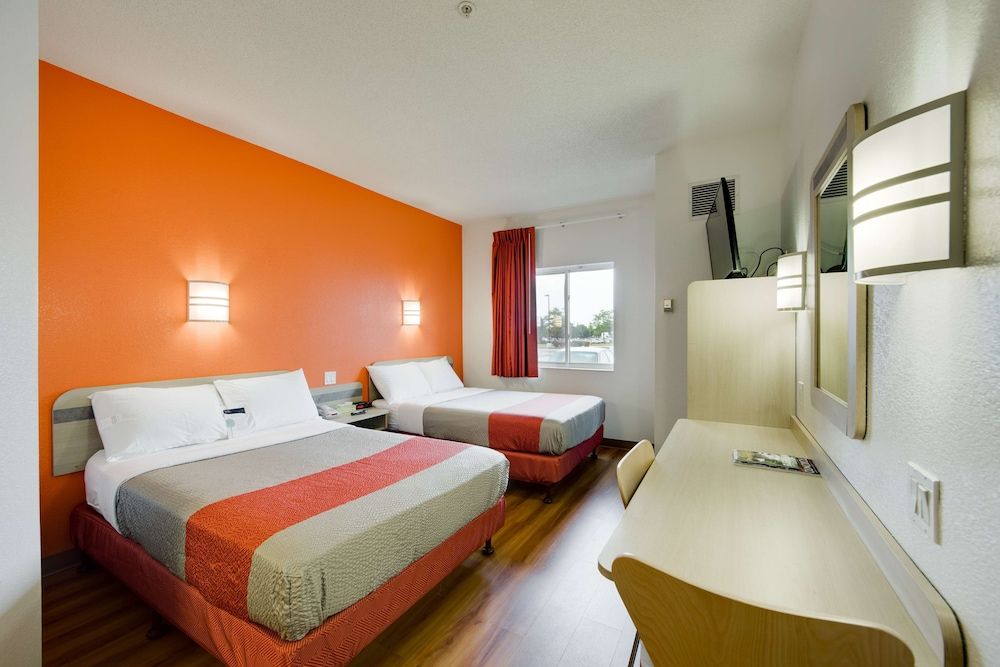 Standard Room, 2 Double Beds, Non Smoking