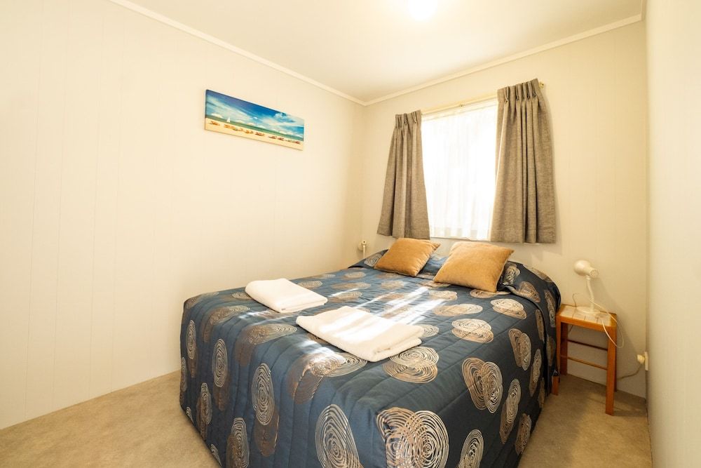 2 Bedroom Family 4 Sleeper