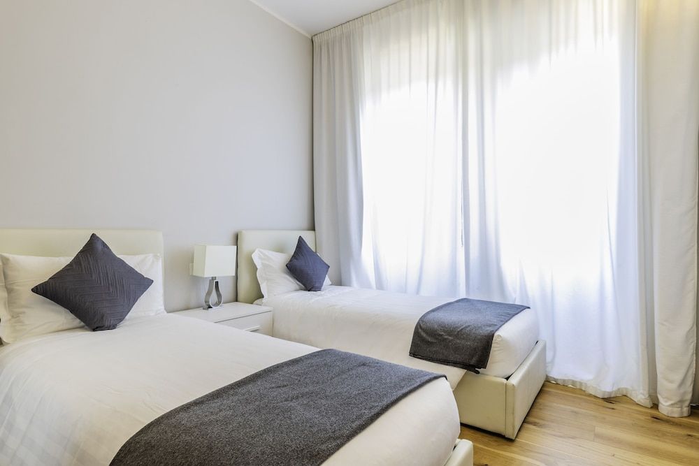 Apartment, 2 Bedrooms, Kitchen (Tre Address:Via Benedetto Marcello 22)