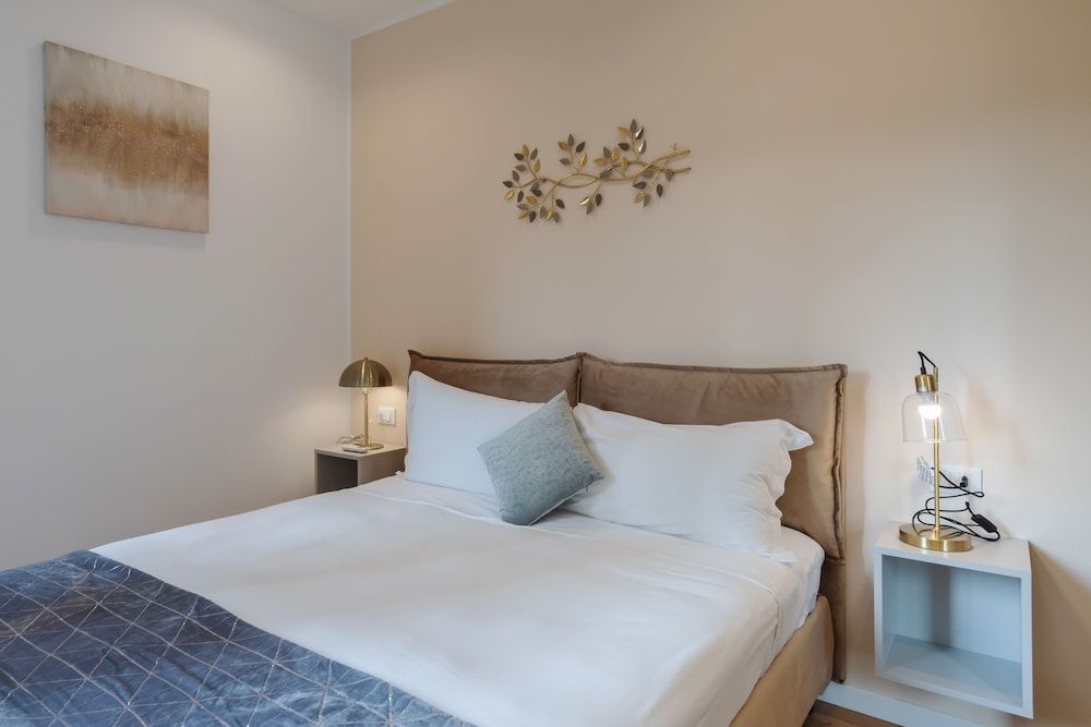 Milan Retreats - Central Station Exclusive Apartment Volturno Small  (Via Volturno 31)