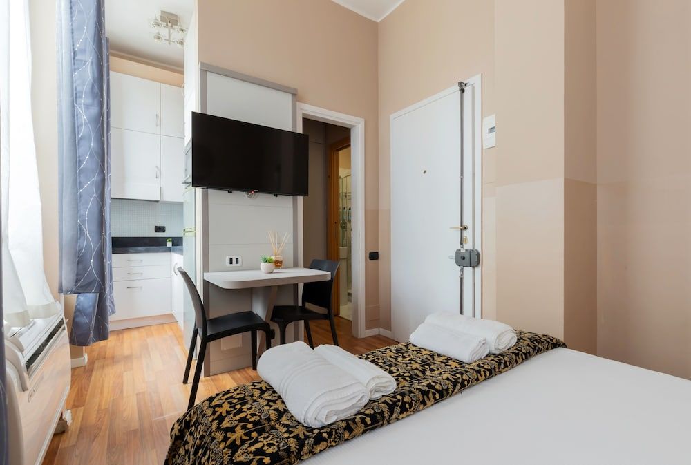 City Studio (Address Via Napo Torriani 22)