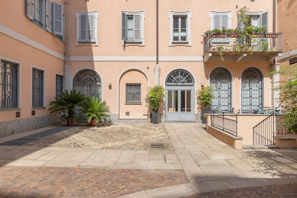 undefined Milan Retreats - Central Station 2