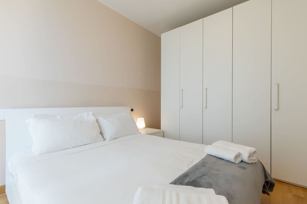 Deluxe Apartment, 1 Bedroom (Uno - Address Via Ercole Oldofredi 7)