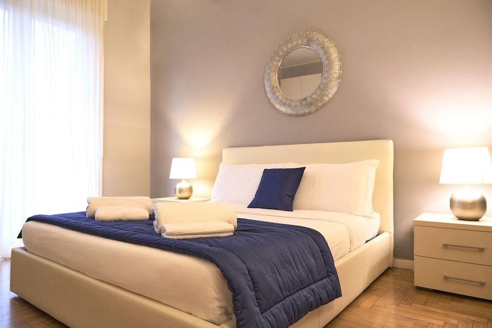 Apartment, 2 Bedrooms, Kitchen (Uno Address:Via Benedetto Marcello 22)