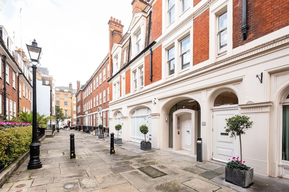 undefined Native Mayfair 5