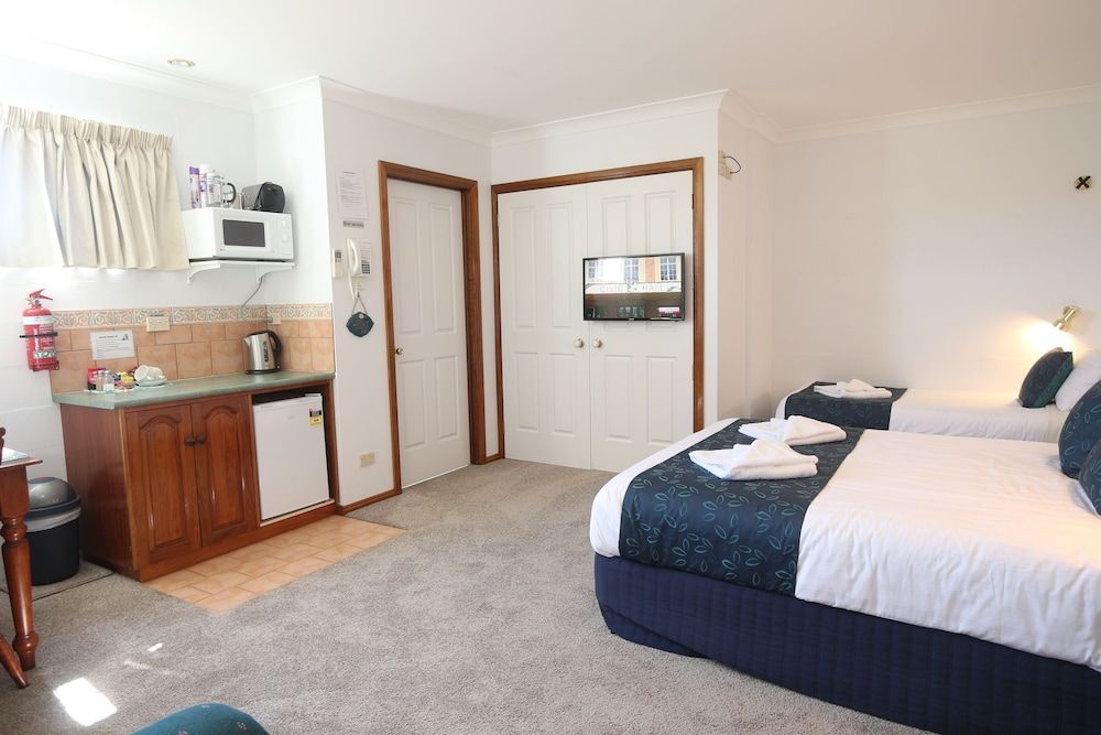 Family Suite 1