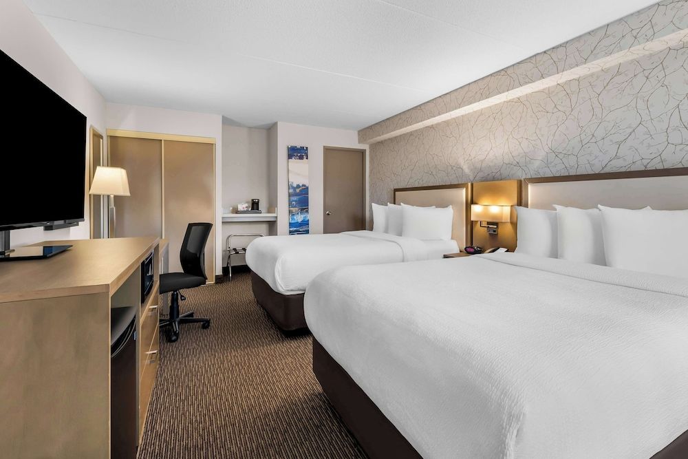 Standard Room, 2 Queen Beds, Non Smoking, Refrigerator & Microwave