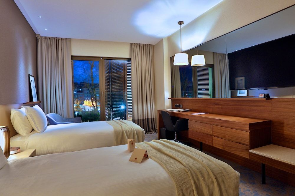 undefined Dosso Dossi Hotels & Spa Downtown 8