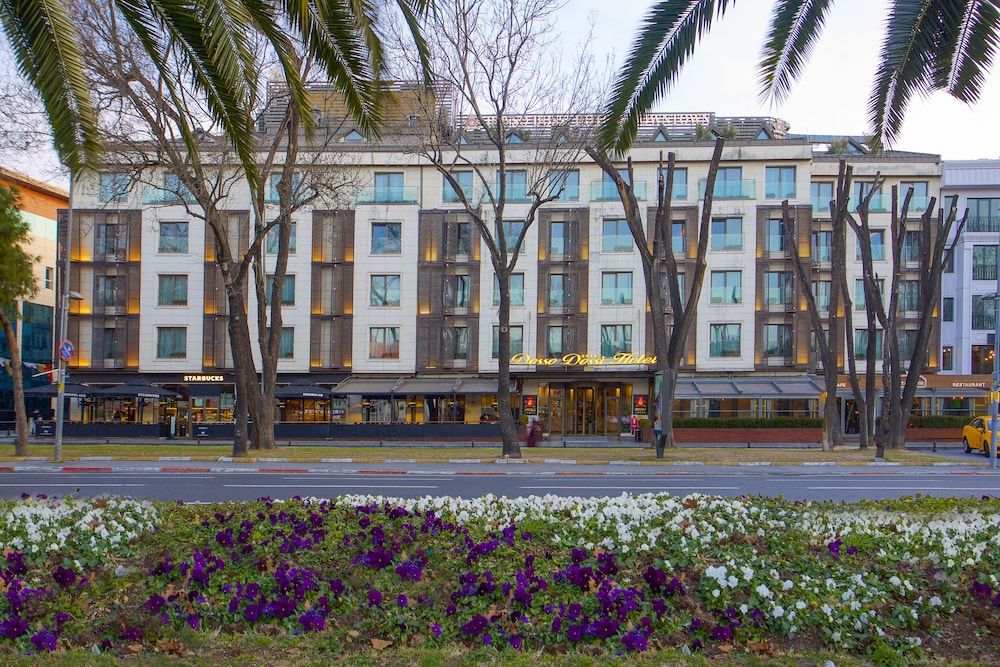 undefined Dosso Dossi Hotels & Spa Downtown