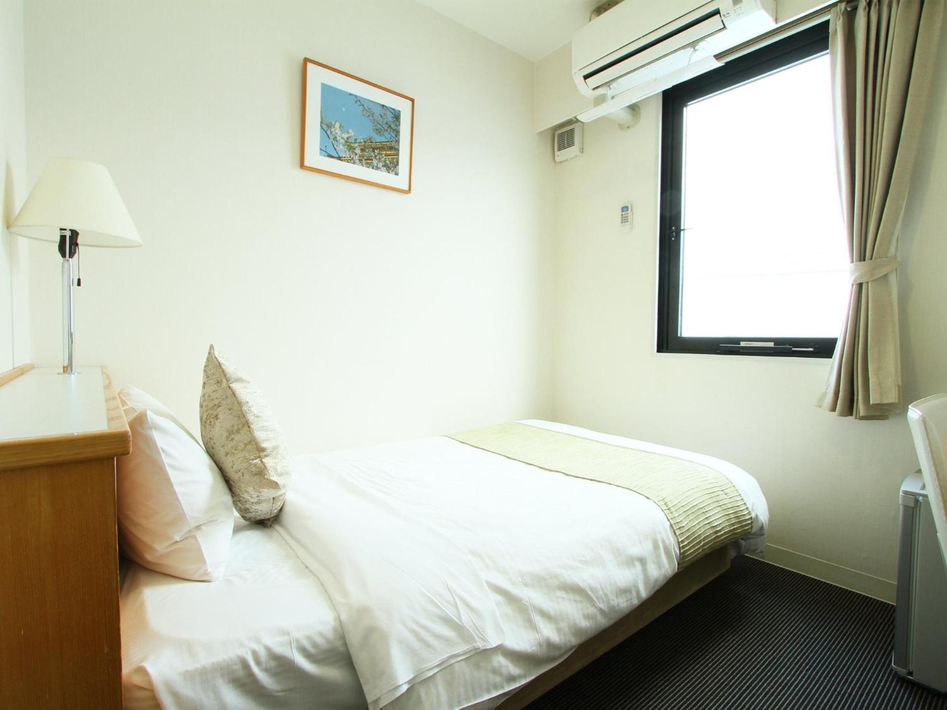 Double Room with Small Double Bed - Non-Smoking