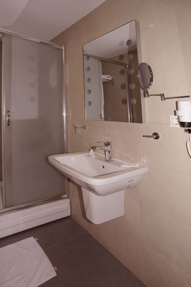 undefined Hotel Davos 2