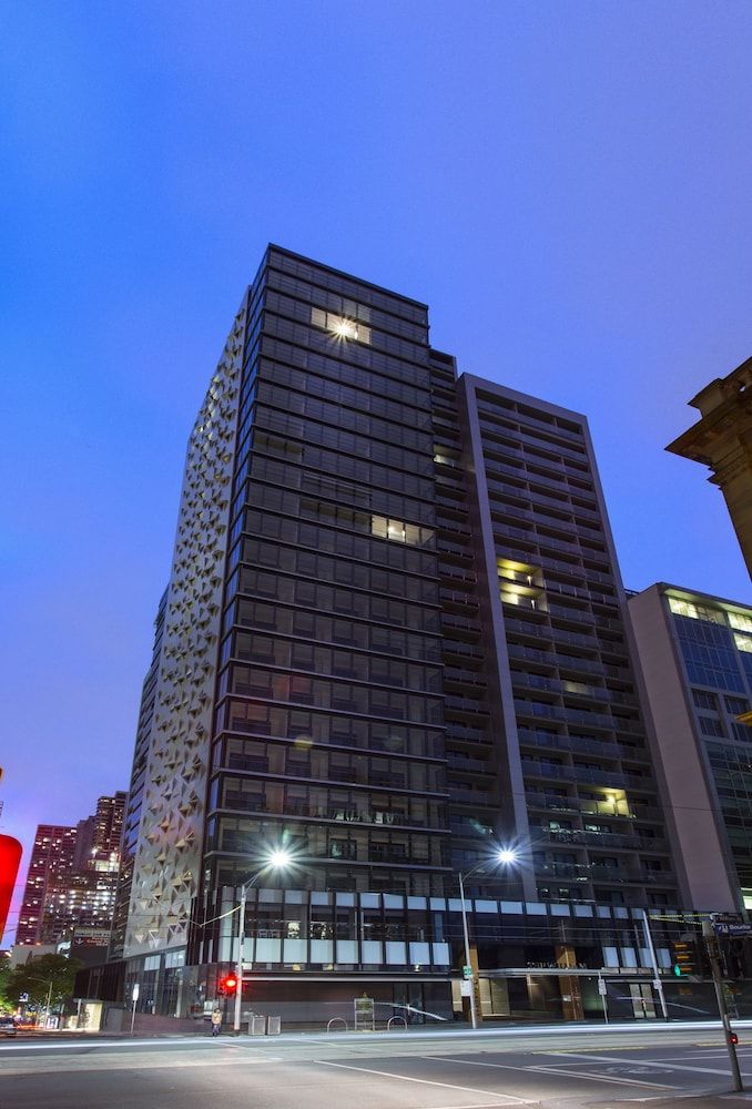 undefined Wyndham Hotel Melbourne 5