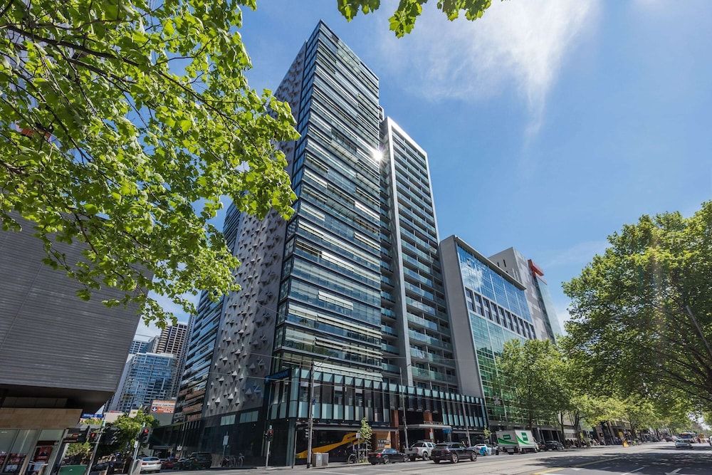 undefined Wyndham Hotel Melbourne 3