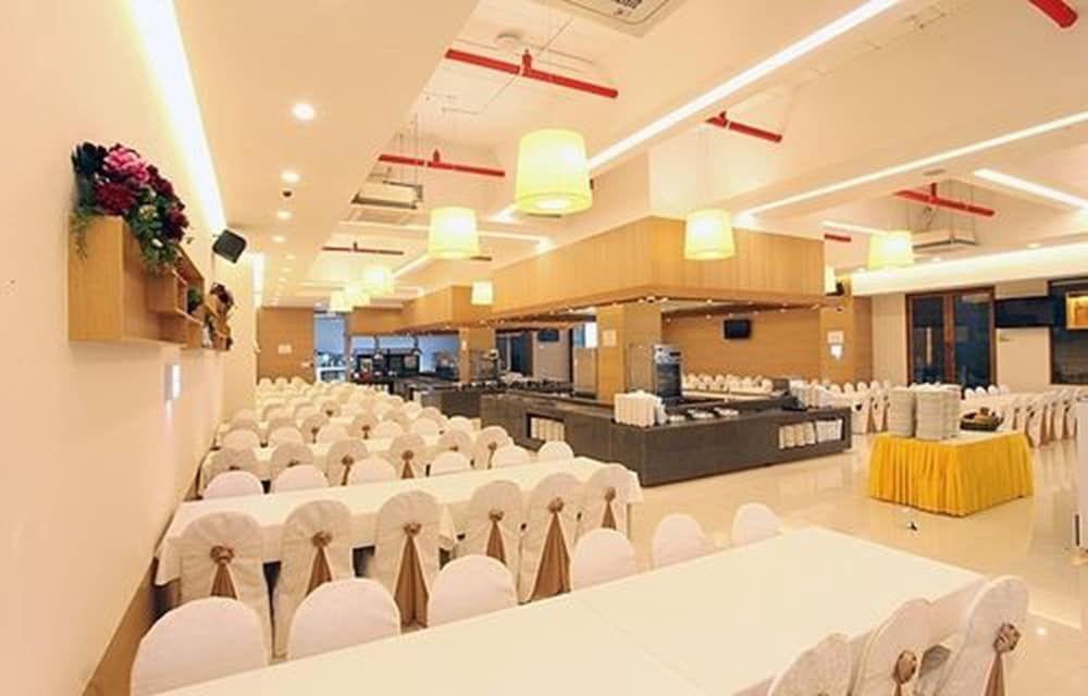 undefined Sunshine Hotel 5