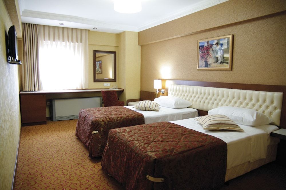 Hotel Yuksel Twin Room 4