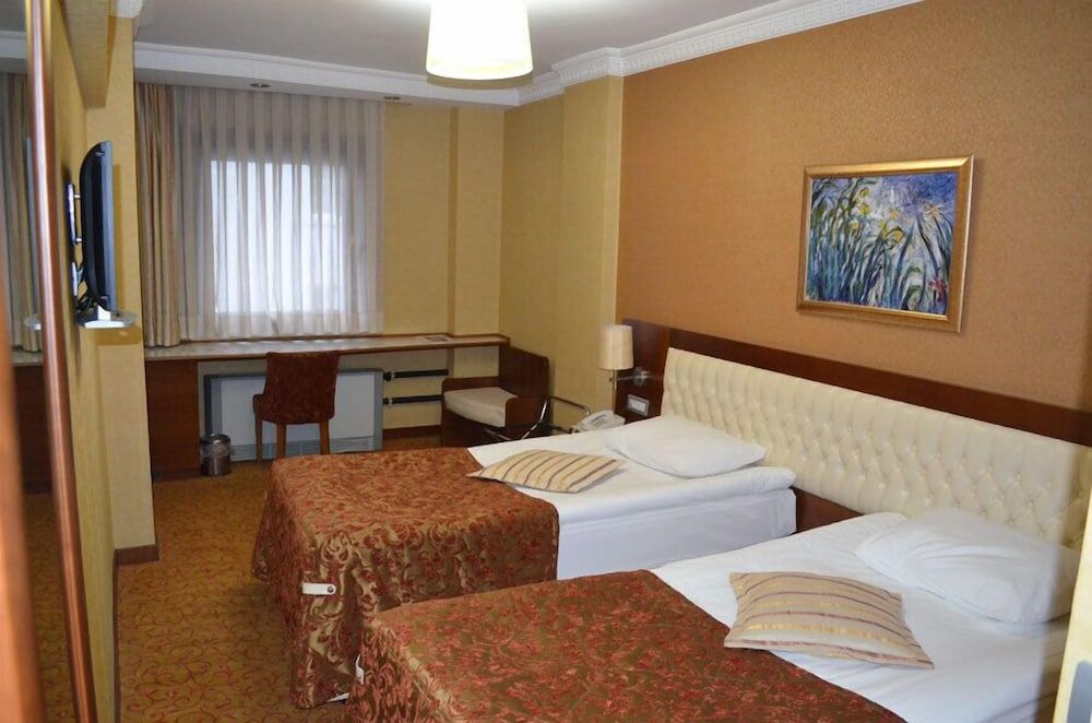 Hotel Yuksel Twin Room 2
