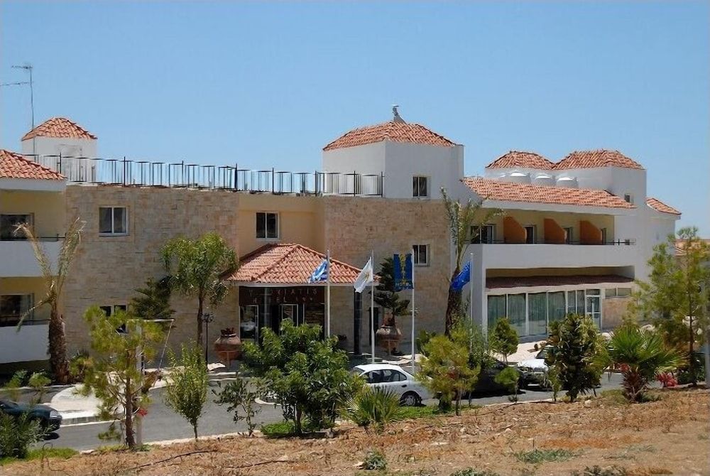 Moniatis Hotel