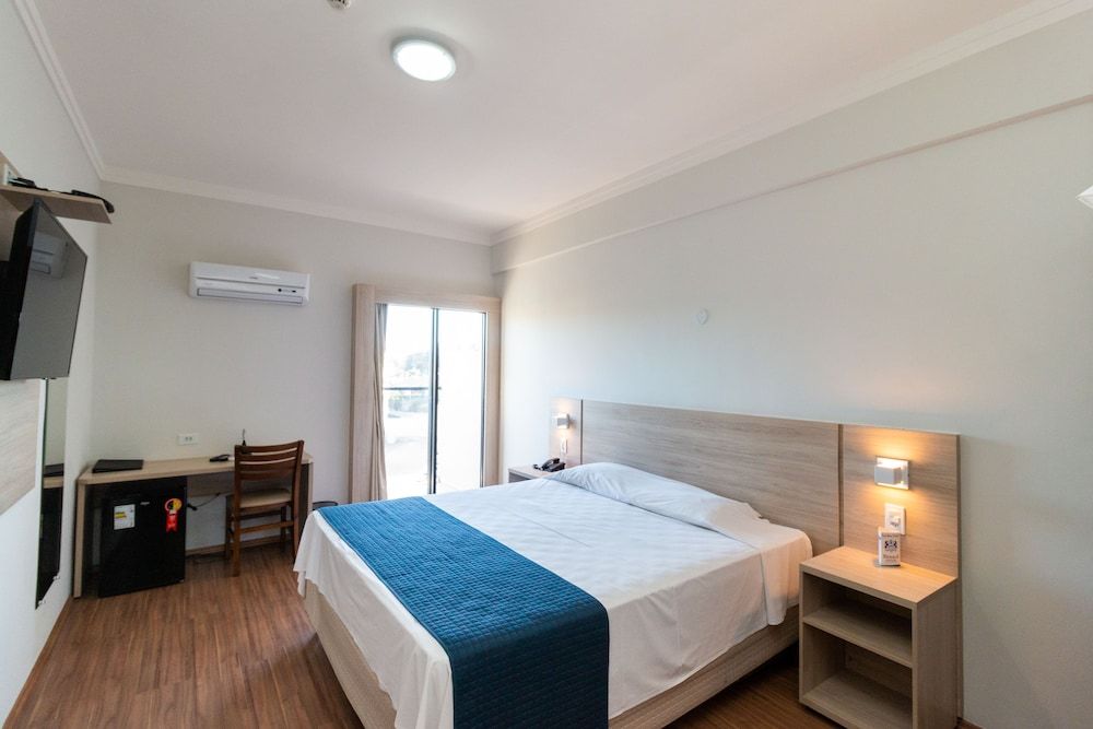 Bristol Zaniboni Hotel Deluxe Double Room 5