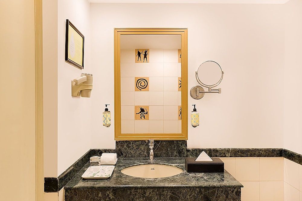 Lemon Tree Hotel, Indore Deluxe Twin Room 3