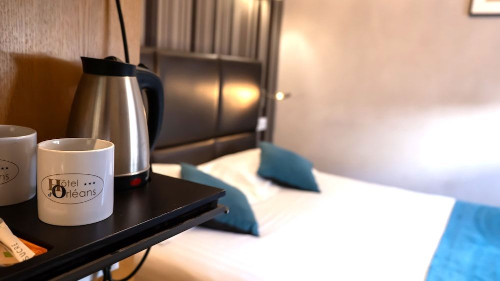 Hôtel d'Orléans Comfort Room 12