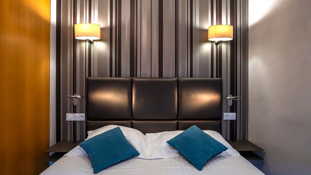 Hôtel d'Orléans Comfort Room 5