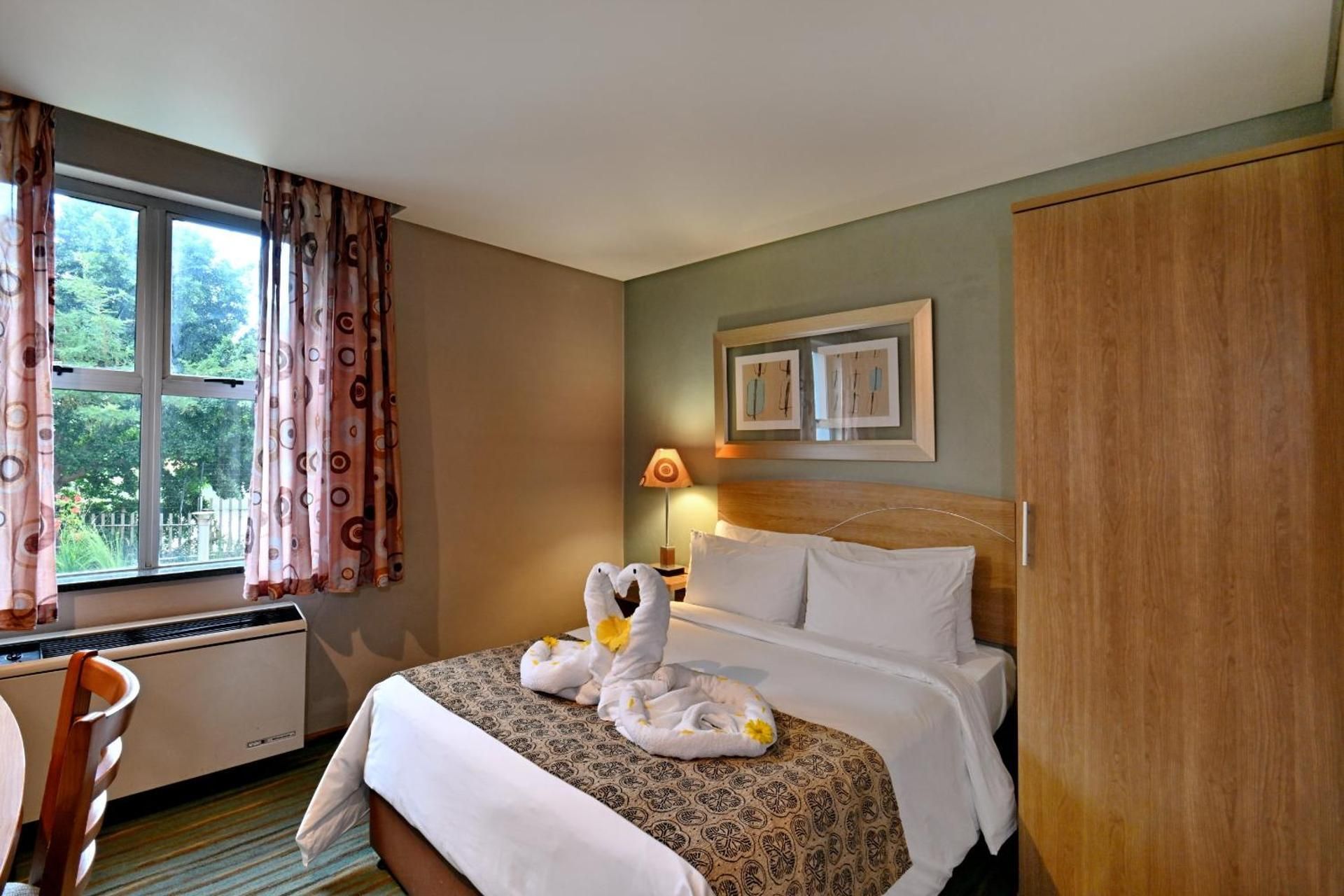 Town Lodge Roodepoort Johannesburg Double Room - Disability Access 2