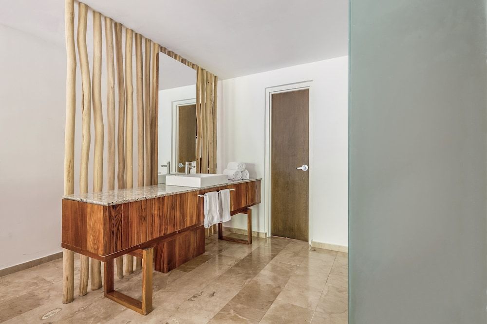 The Explorean Cozumel - All Inclusive Room, 2 Double Beds, Non Smoking (Casita) 5