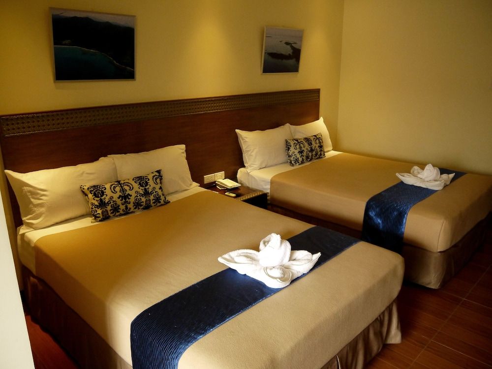Fersal Hotel Puerto Princesa Deluxe Room, 2 Twin Beds 4