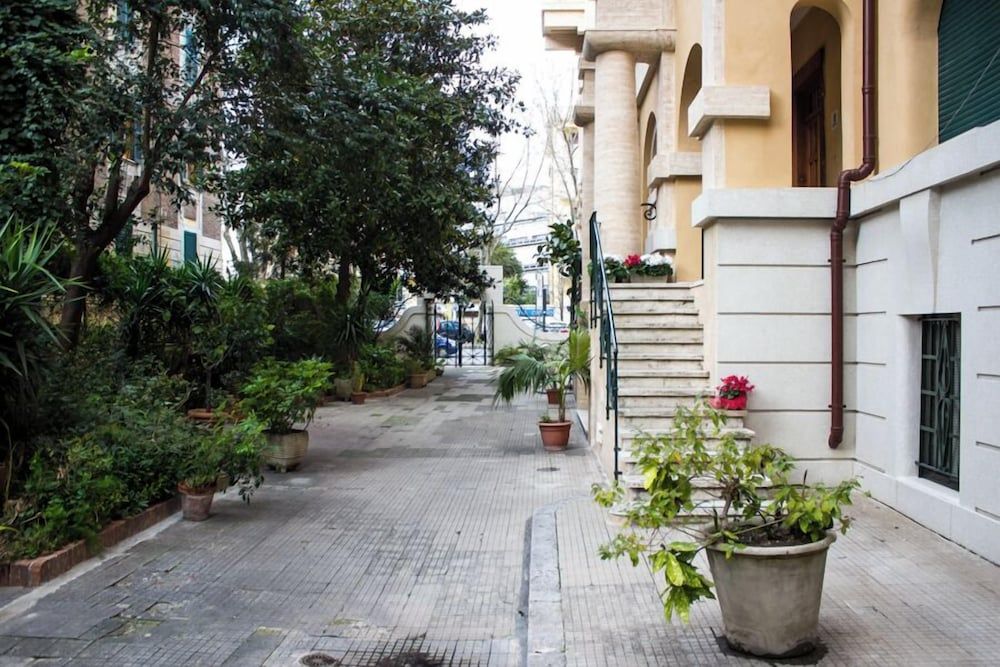 undefined Gardenia Suite 6