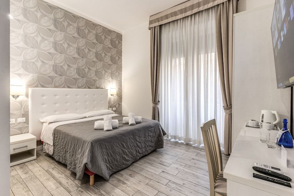 undefined Gardenia Suite 2